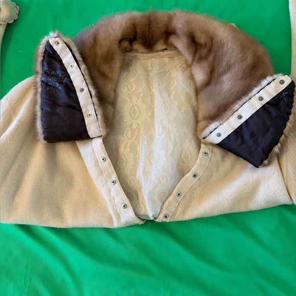 Vintage 50’s/60’s Dalton Cardigan Sweater - Picture 4 of 6